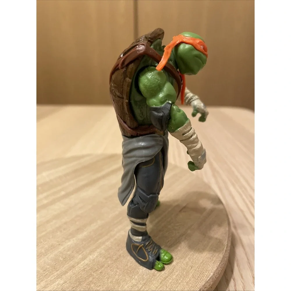 2014 Teenage Mutant Ninja Turtles (TMNT) Michaelangelo Playmates Action Figure